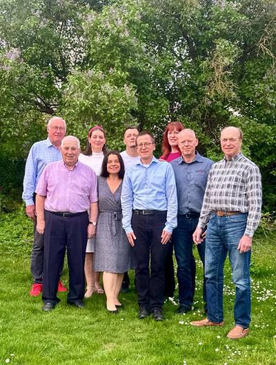 Vor der Fliederhecke war es auch schn 